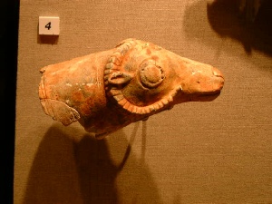 Bodrum Sualtı arkeoloji müzesi Uluburun batığı tören kabı